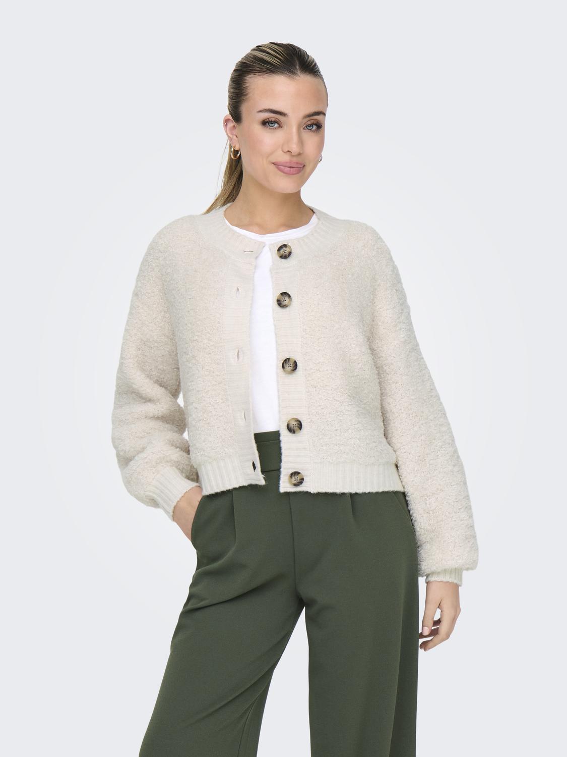 model_shot-front